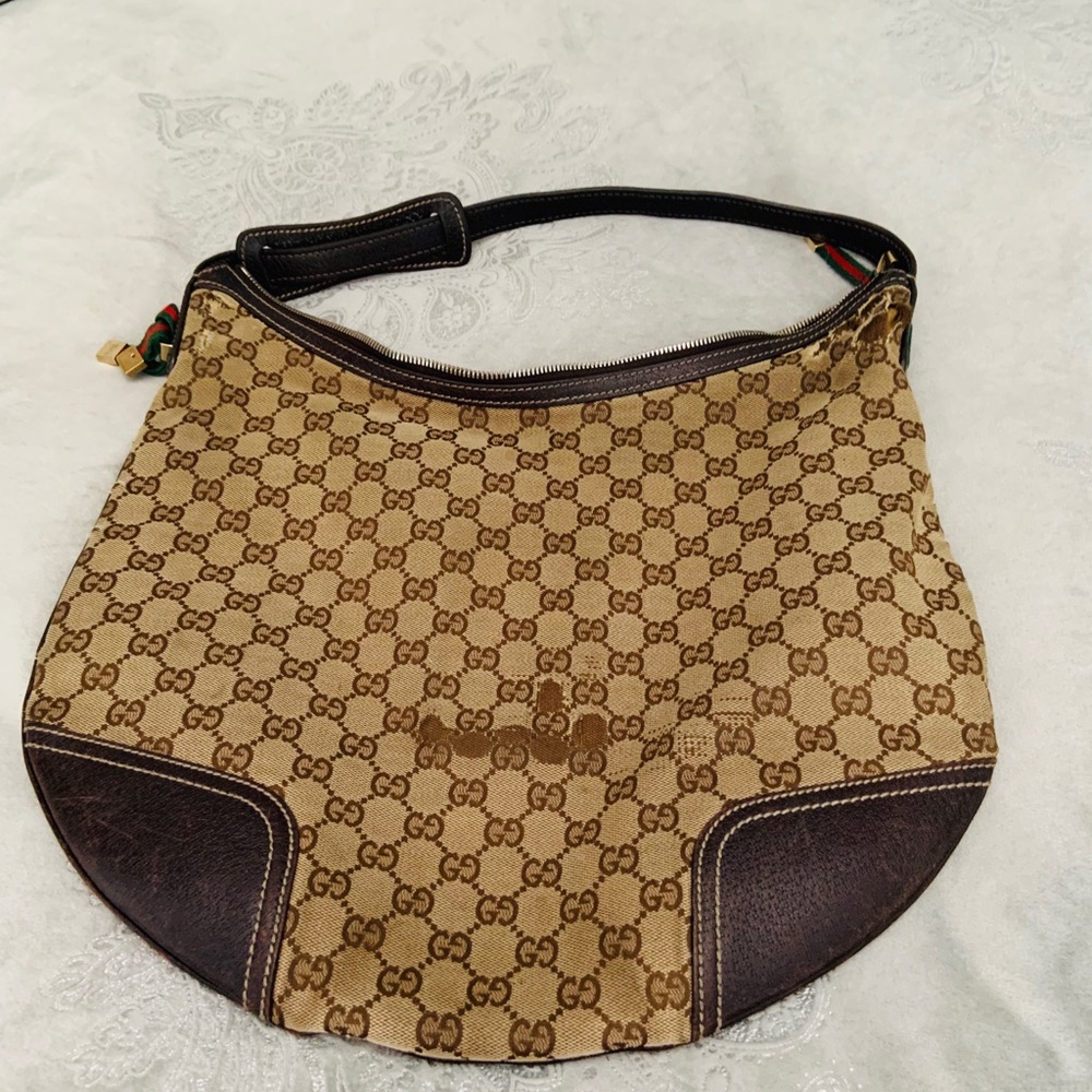 Gucci shoulder saddle bag